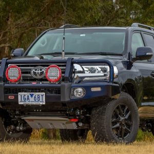 Bullbar ARB Summit LC J200